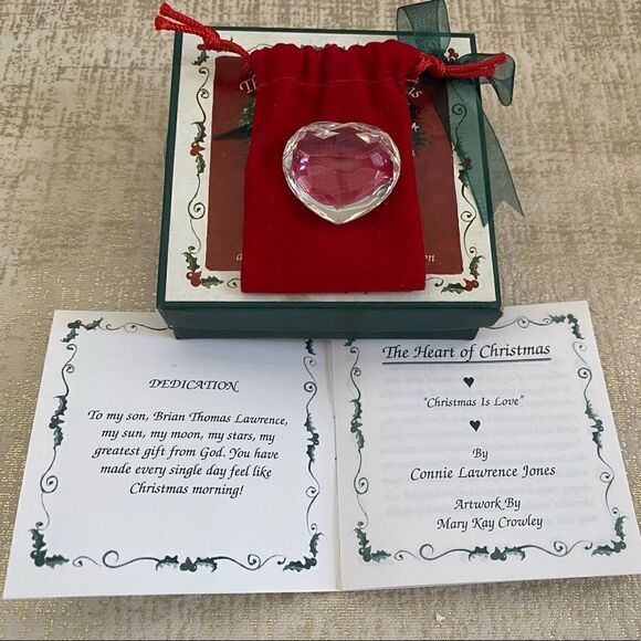 🎄THE HEART OF CHRISTMAS FACETED CRYSTAL HEART & BOOK OF LOVE & INSPIRATION - Picture 3 of 3
